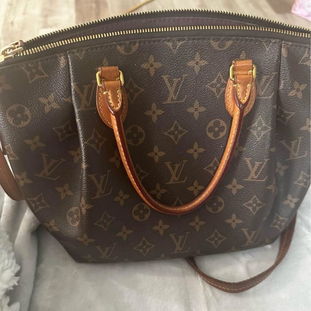 LV bag